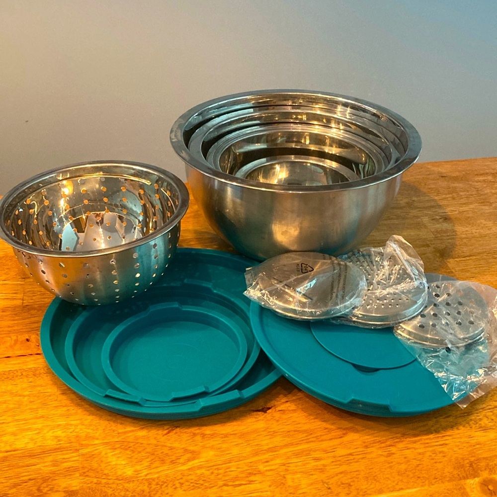 Wolfgang Puck Nesting Mixing Bowl Set